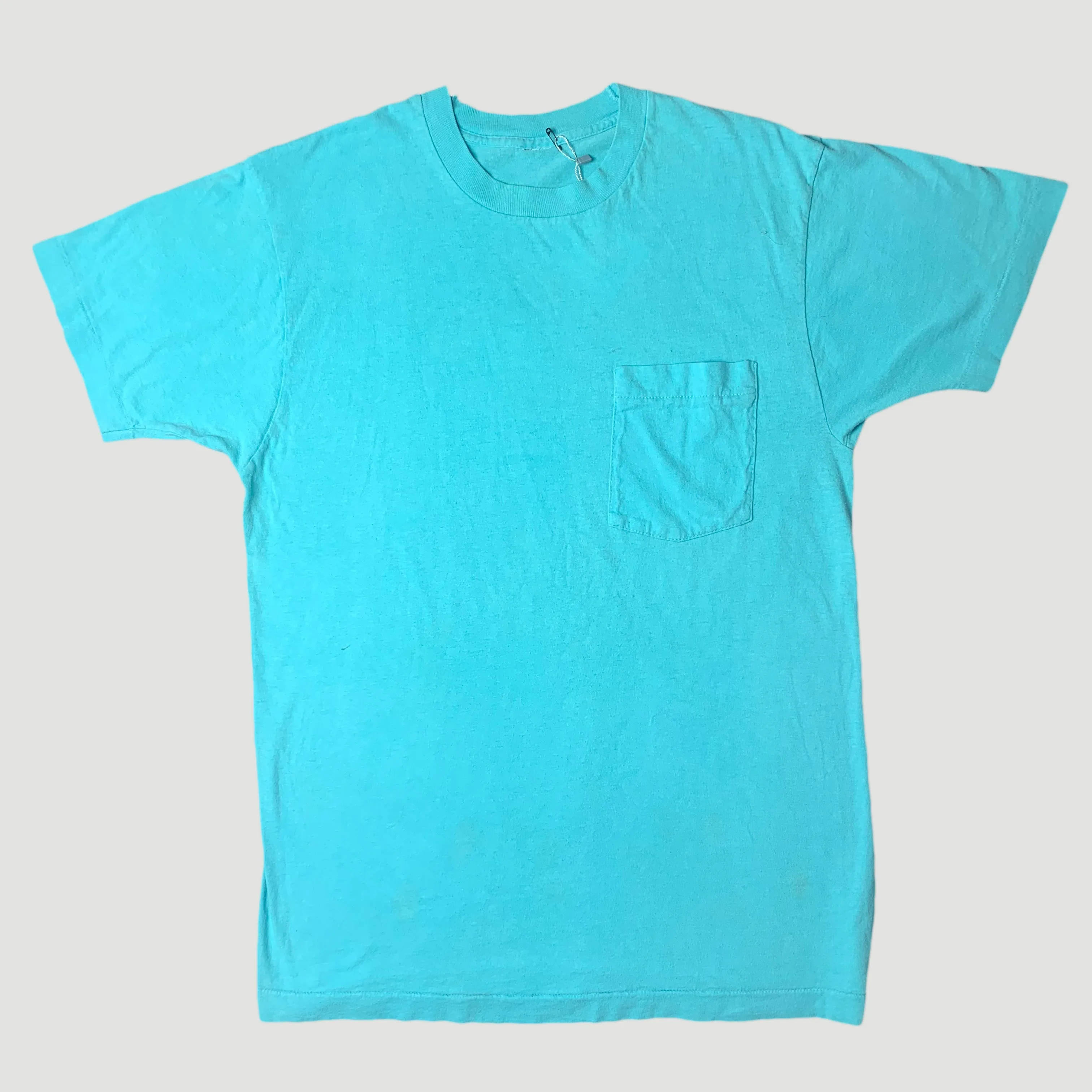 90's Basic Turquoise Pocket T-Shirt