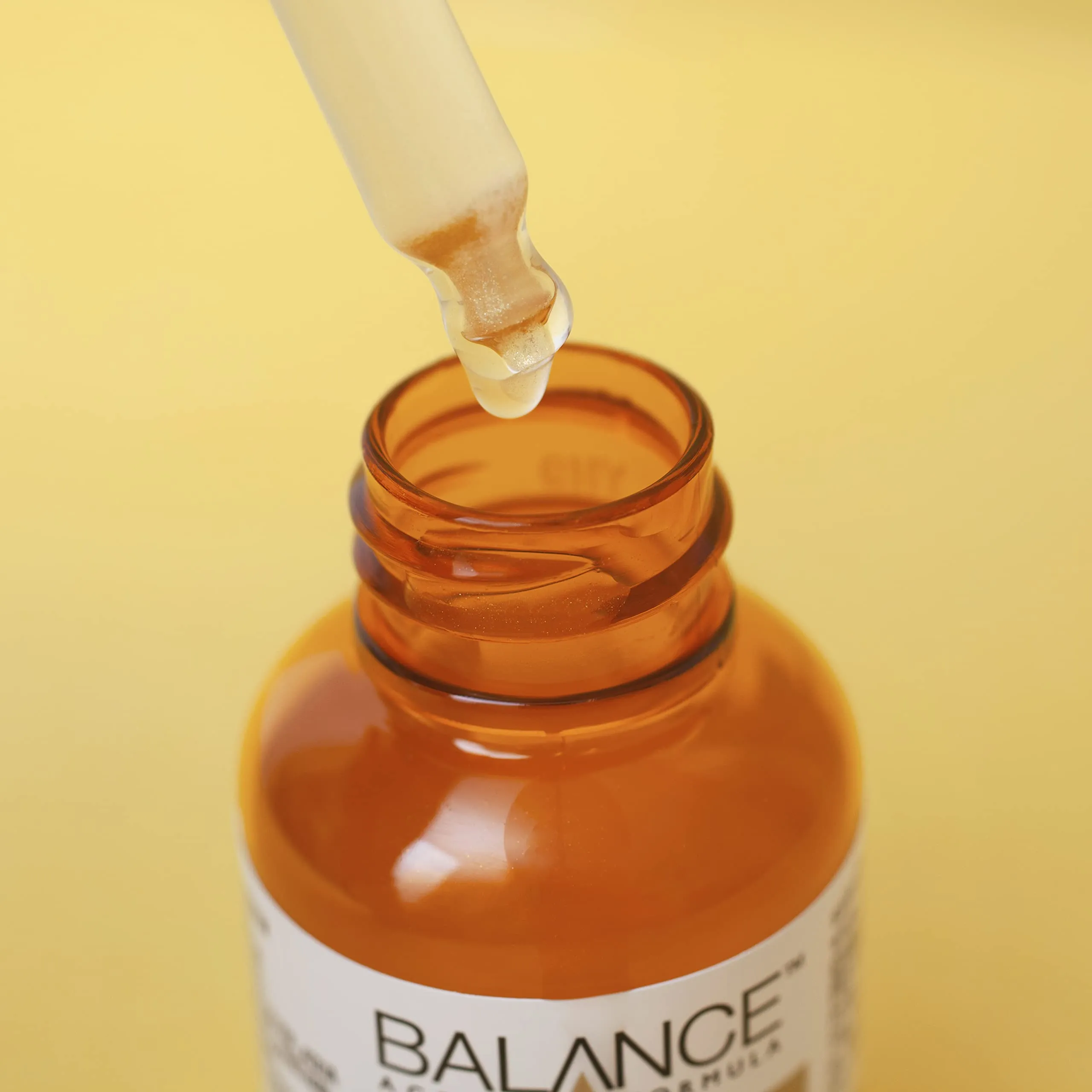 Balance Active Formula The Golden Hour Set (Gold   Marine Collagen Serum, Under Eye Masks & eye serum) - Soften fine lines & wrinkles. Create a radiant glow.