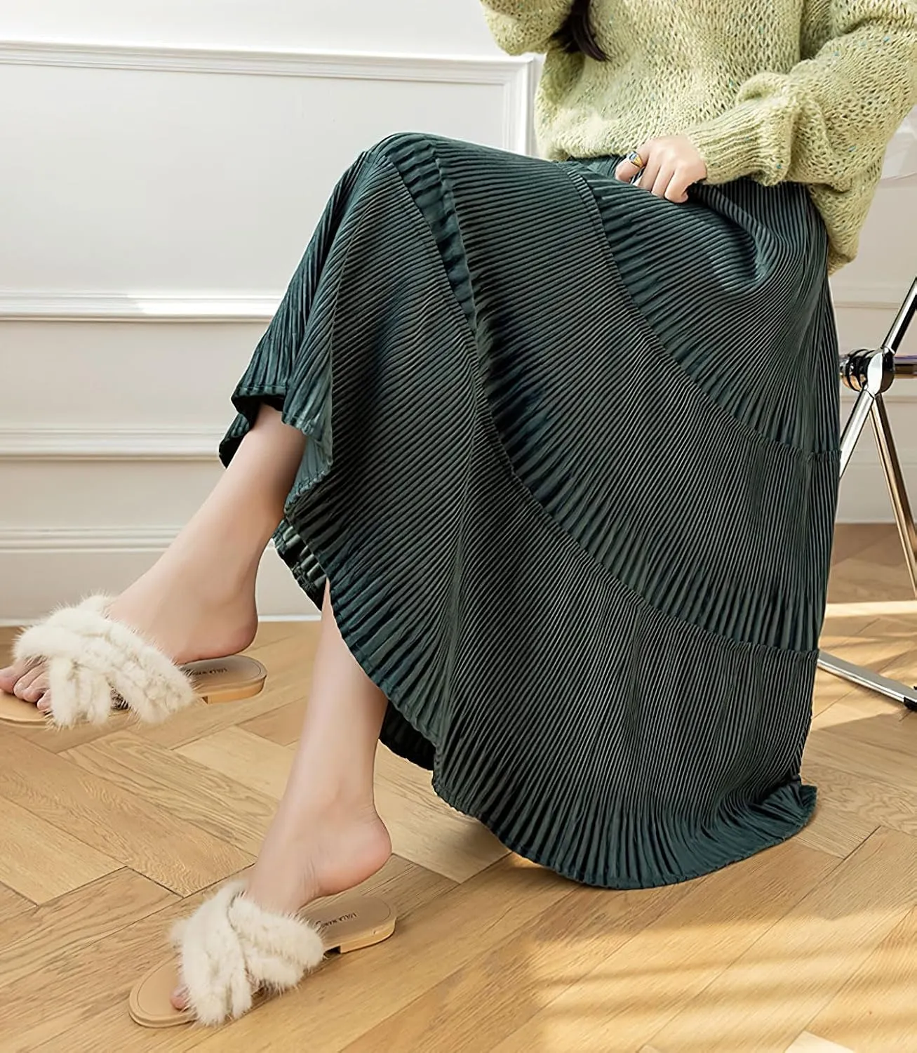 chouyatou Women's Fall Winter Velvet Ruffle Hem Skirt High Elastic Waist Pleated Swing Midi Long Skirt