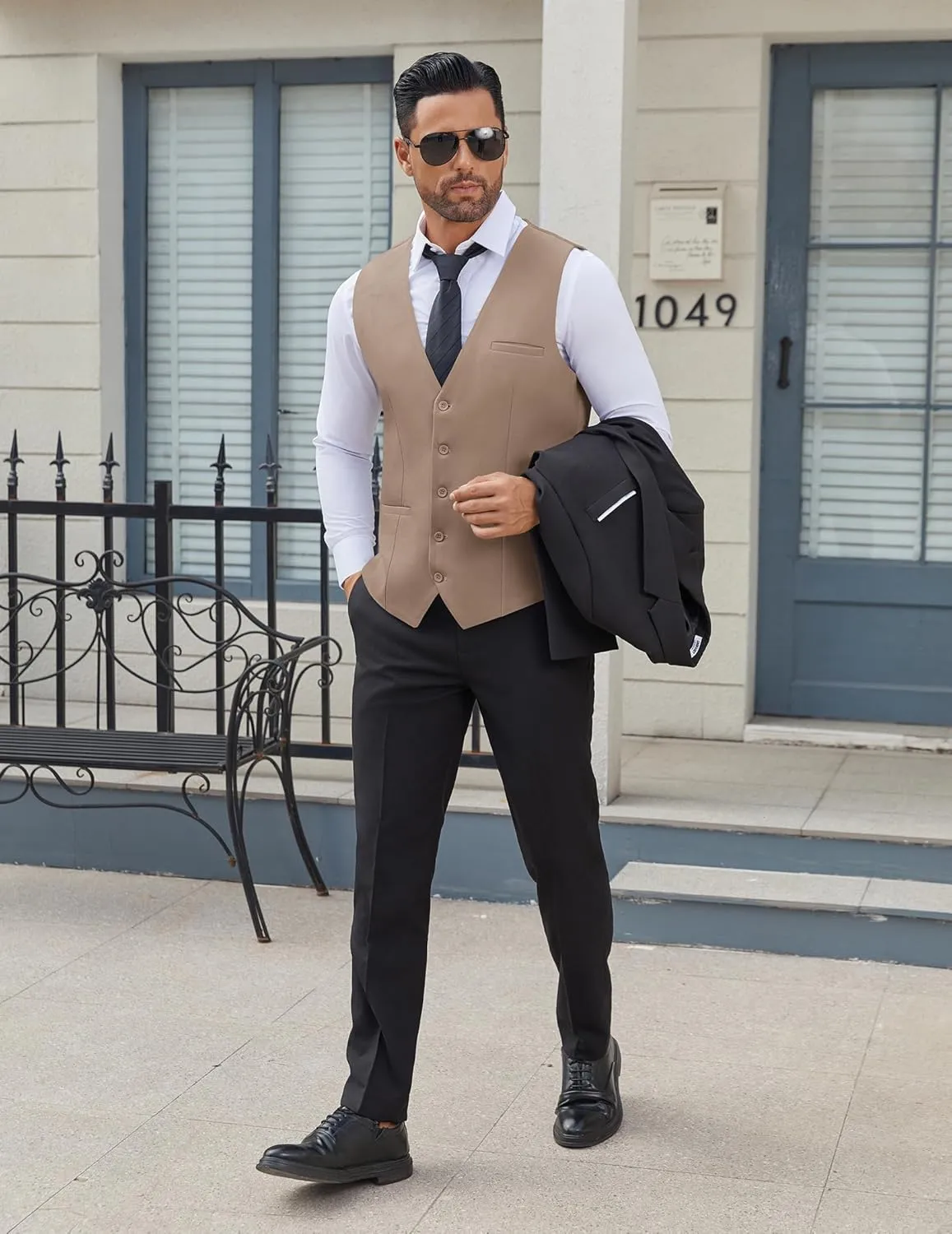 COOFANDY Men's Business Suit Vests Slim Fit Formal Dress Waistcoat Groomsman Vest For Wedding
