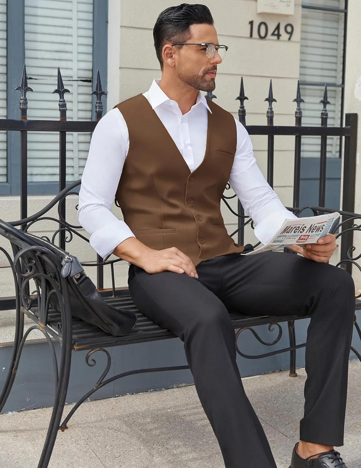 COOFANDY Men's Business Suit Vests Slim Fit Formal Dress Waistcoat Groomsman Vest For Wedding