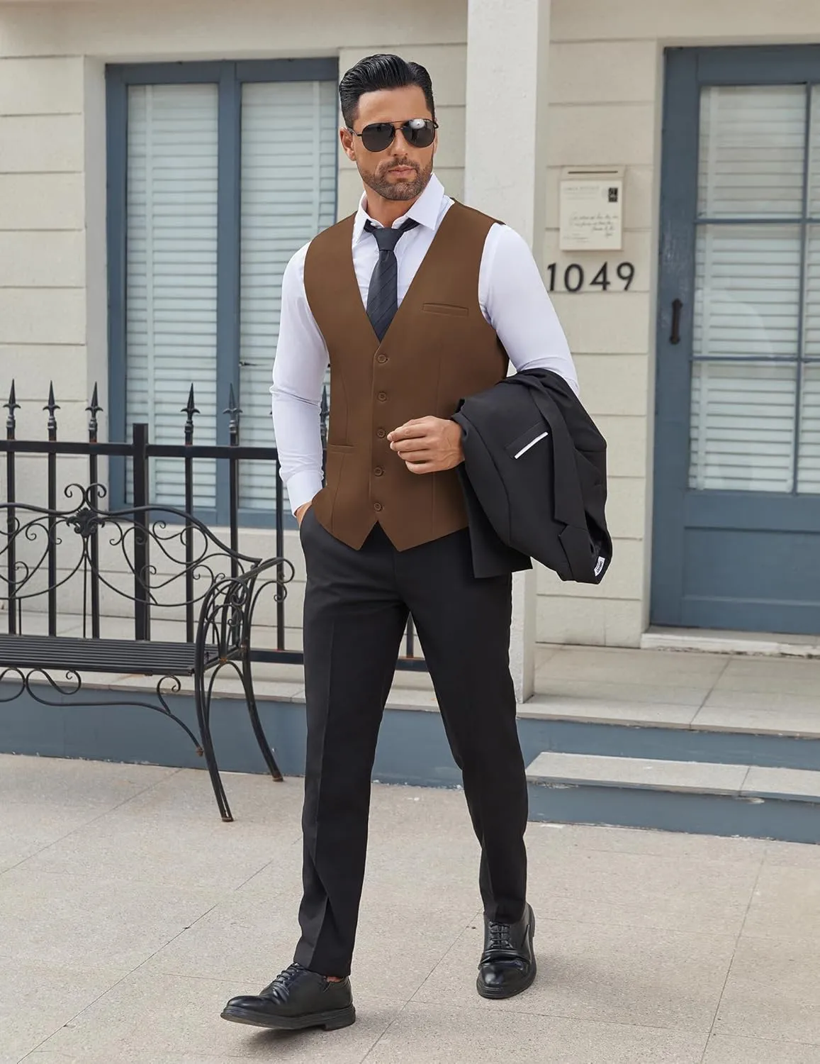 COOFANDY Men's Business Suit Vests Slim Fit Formal Dress Waistcoat Groomsman Vest For Wedding