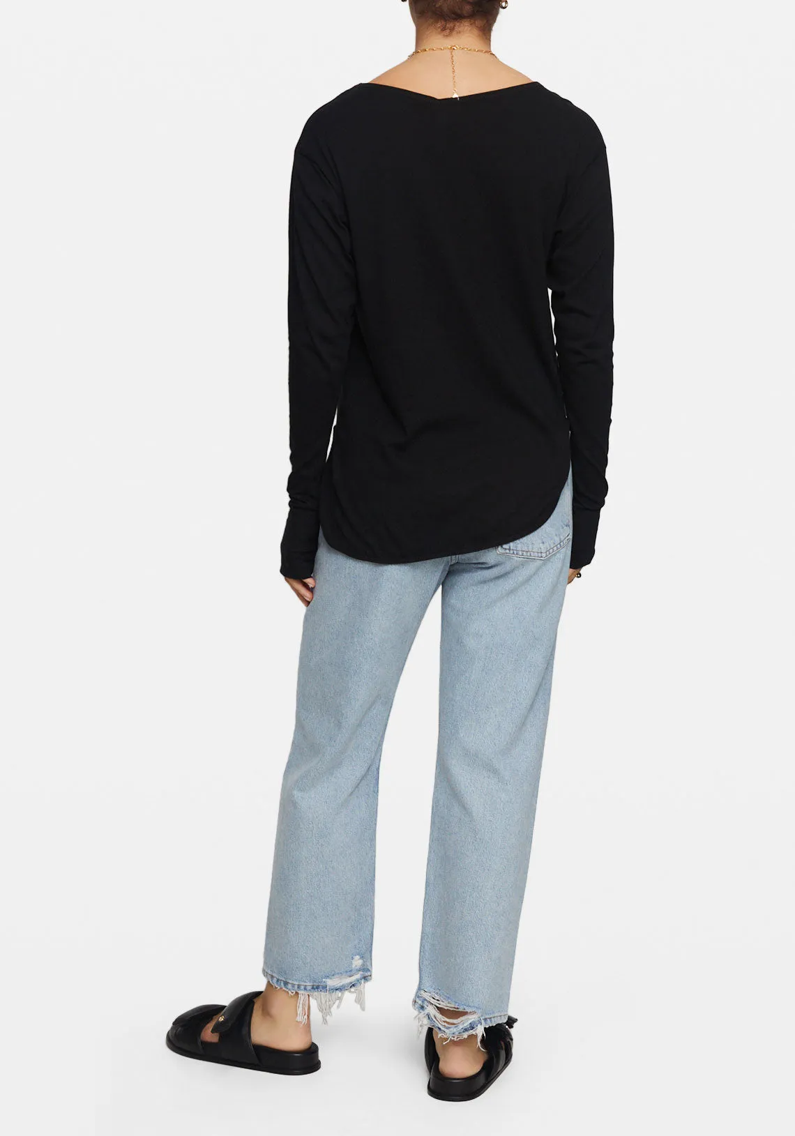 COVERSTITCH DETAIL L/S T.SHIRT BLACK