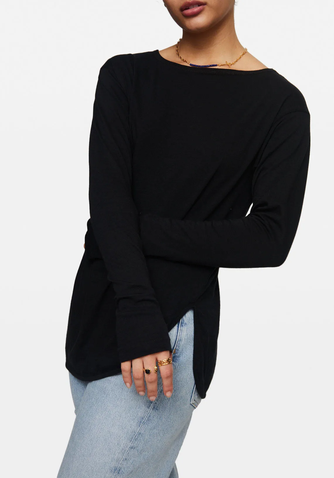 COVERSTITCH DETAIL L/S T.SHIRT BLACK