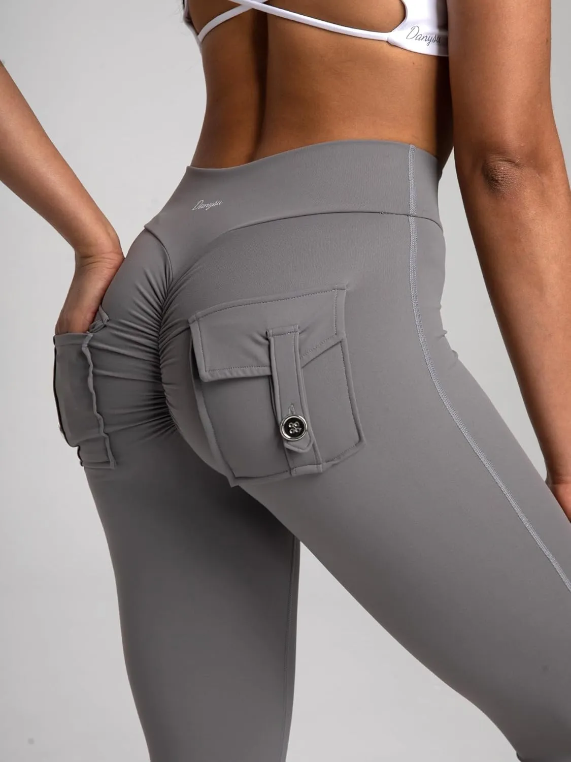 Danysu Flare Leggings with Pockets for Women Scrunch Butt Lifting Cargo Leggings V Waist Tummy Control Bootcut Yoga Pants