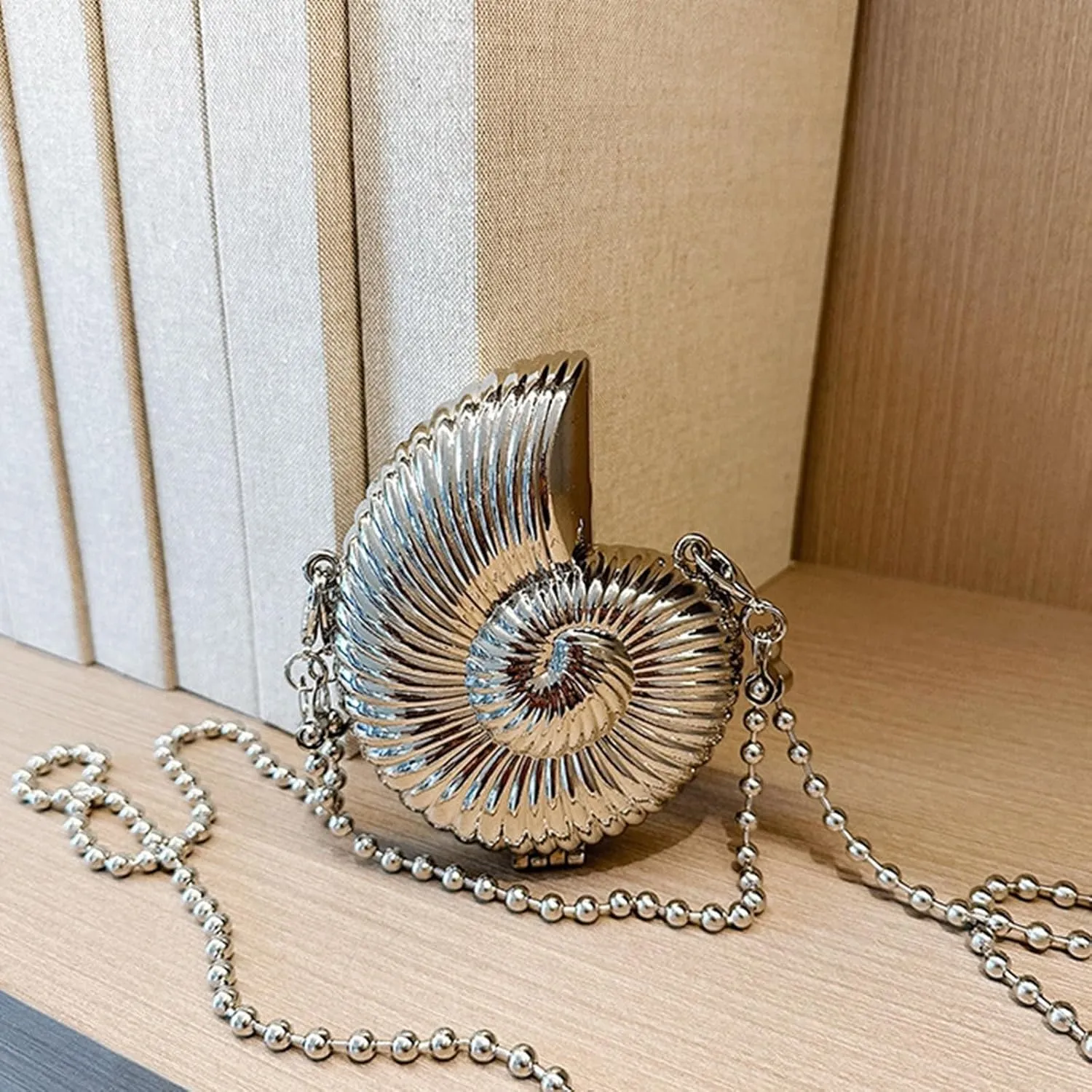 Designer Purses for Women,Mini Purse,Women Glitter Seashell Evening Bag Purse Chain Strap Clutch Handbag Pearl Shoulder Bag Fashion Mini Cross-body Bags