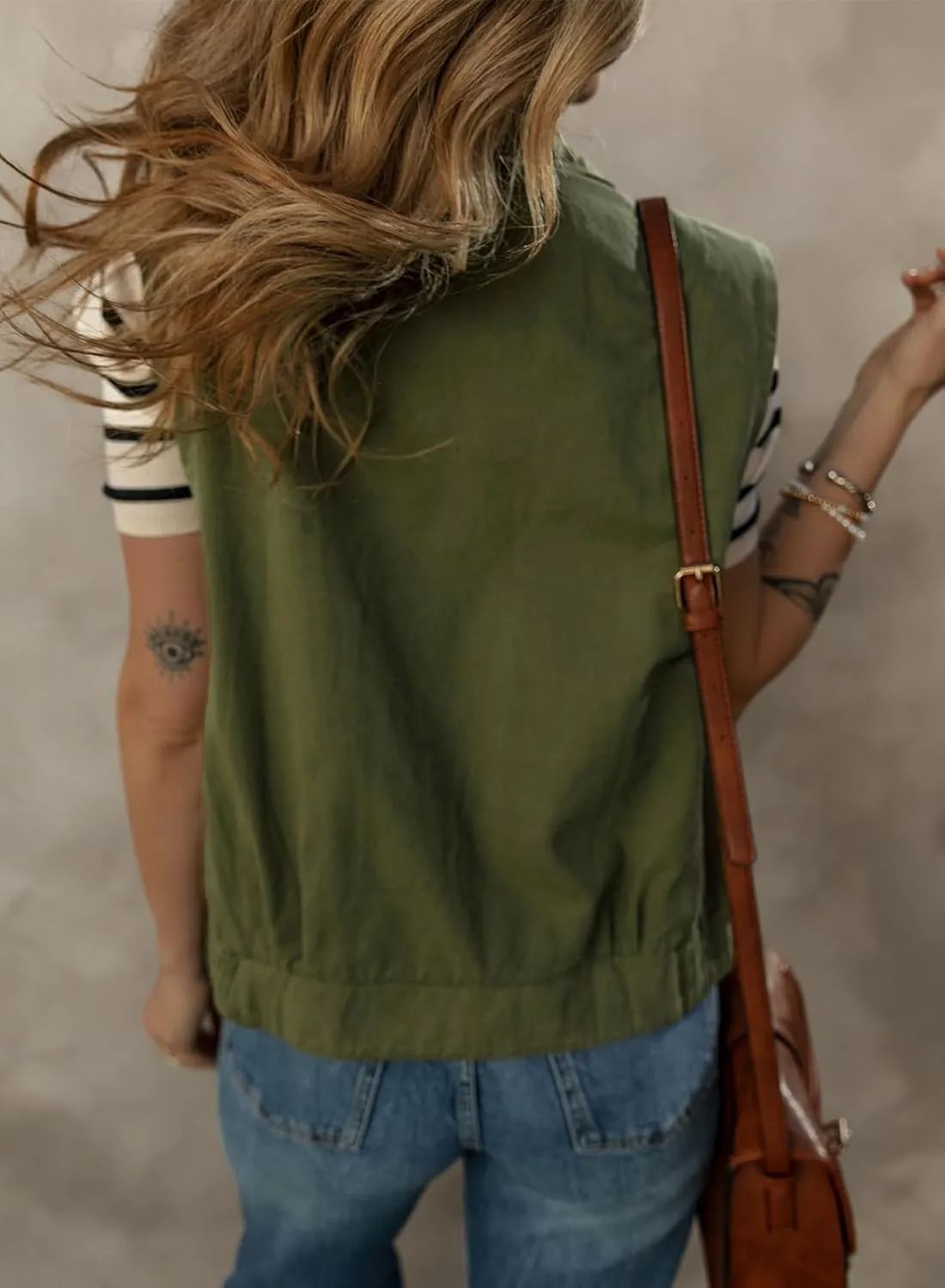 Dokotoo Womens Vests Outerwear Button-Down Lapel Collar Elastic Hem Lightweight Spring Waistcoat Sleeveless Jacket Cargo Vest