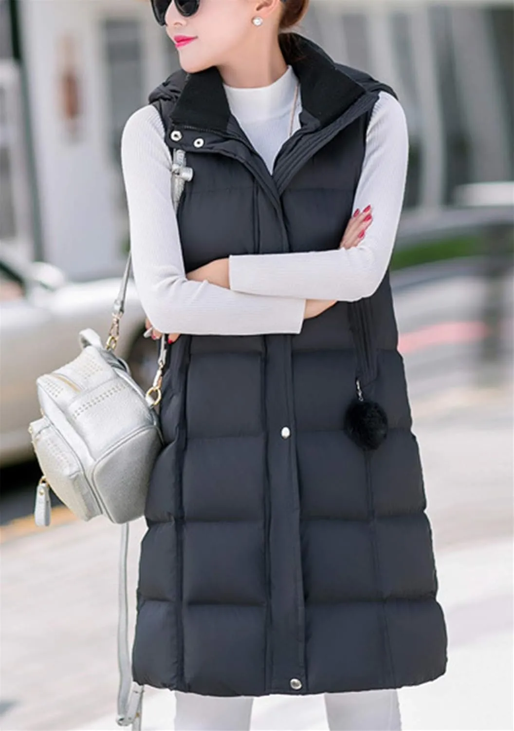 EFOFEI Women's Slim Fit Hooded Long Down Vest Sleeveless Quilted Outwear with Pockets