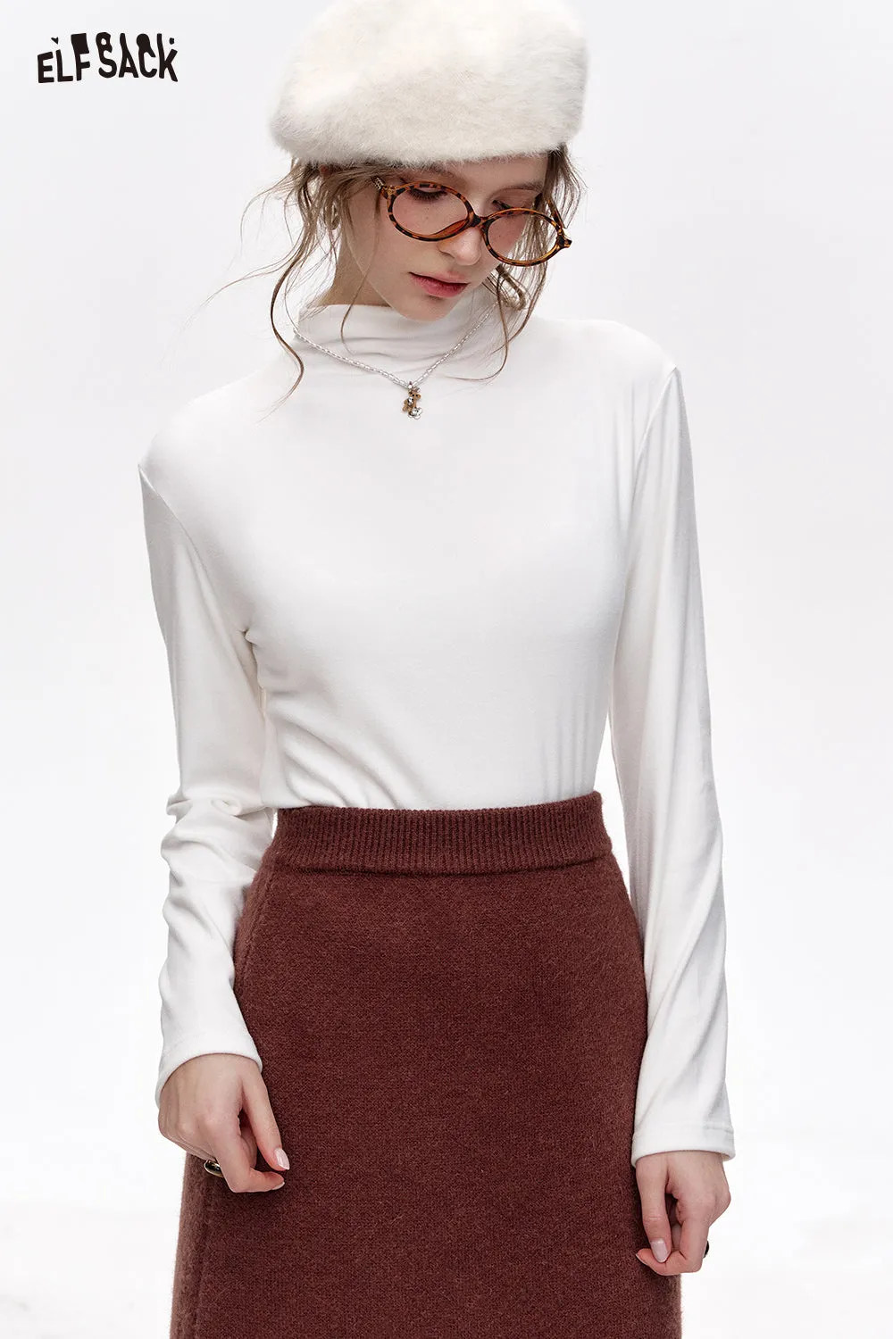 ELFSACK 2024 Winter New Arrivals Basic base T-shirt solid color long sleeved half high neck knitted sweater for women