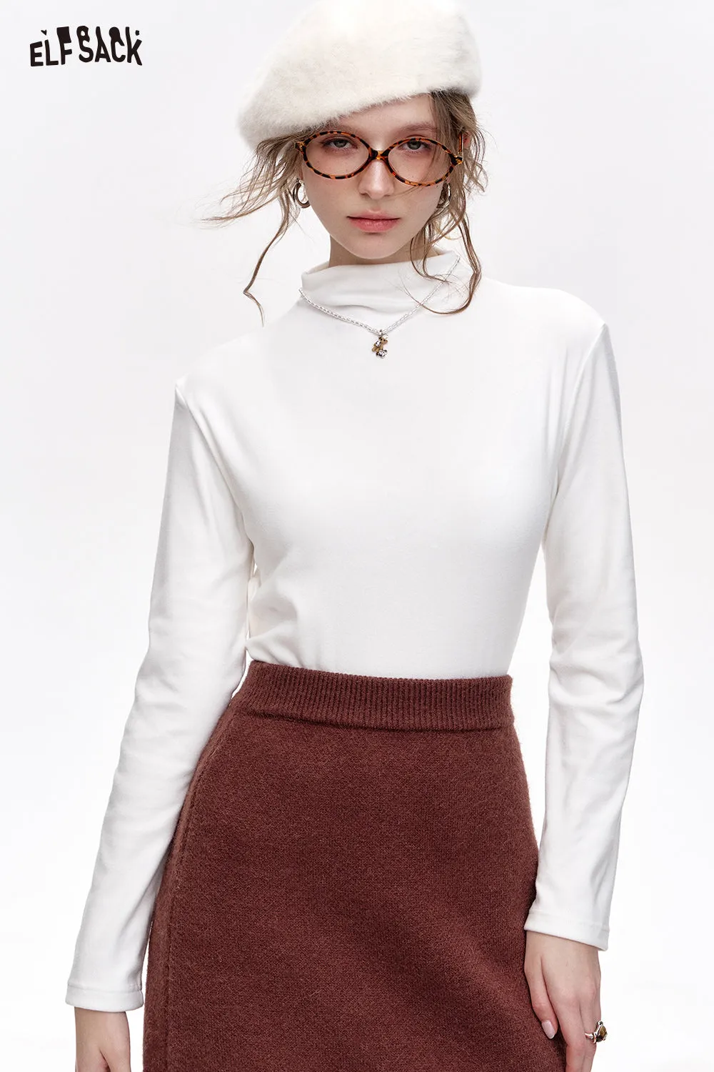 ELFSACK 2024 Winter New Arrivals Basic base T-shirt solid color long sleeved half high neck knitted sweater for women