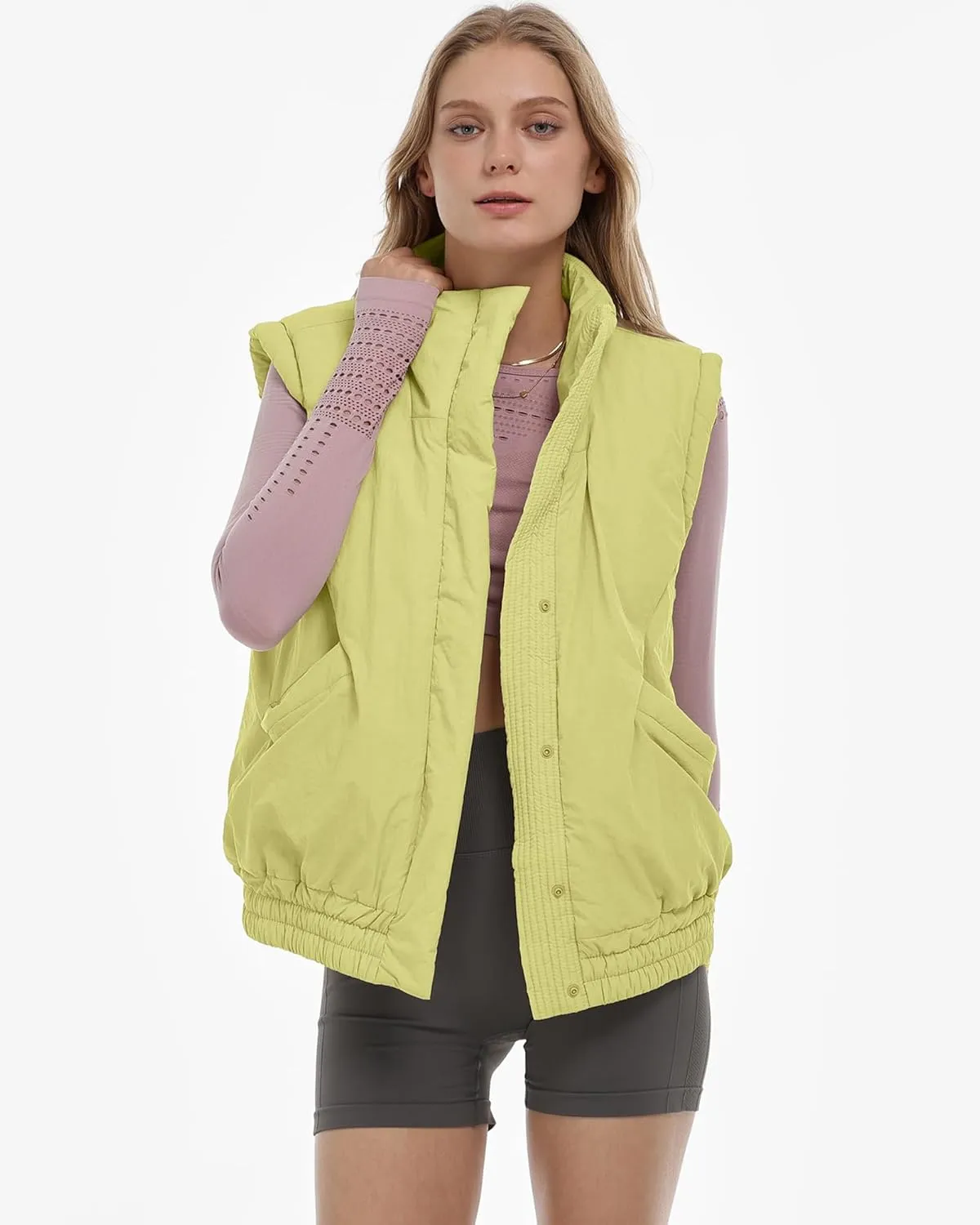 Gacaky Women's Winter Cropped Puffer Vest Lightweight Button-Down Stand Collar Sleeveless Padded Crop Puffy Vests Outerwear