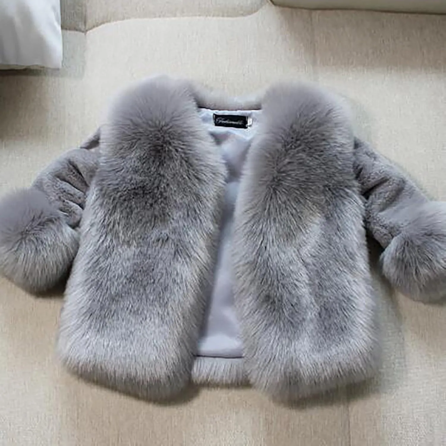 Girls Faux Fur Jacket Kids Winter Dress Coat Toddler Fuzzy Fleece Jacket Elegant Princess Coat Trendy Thicken Overcoat