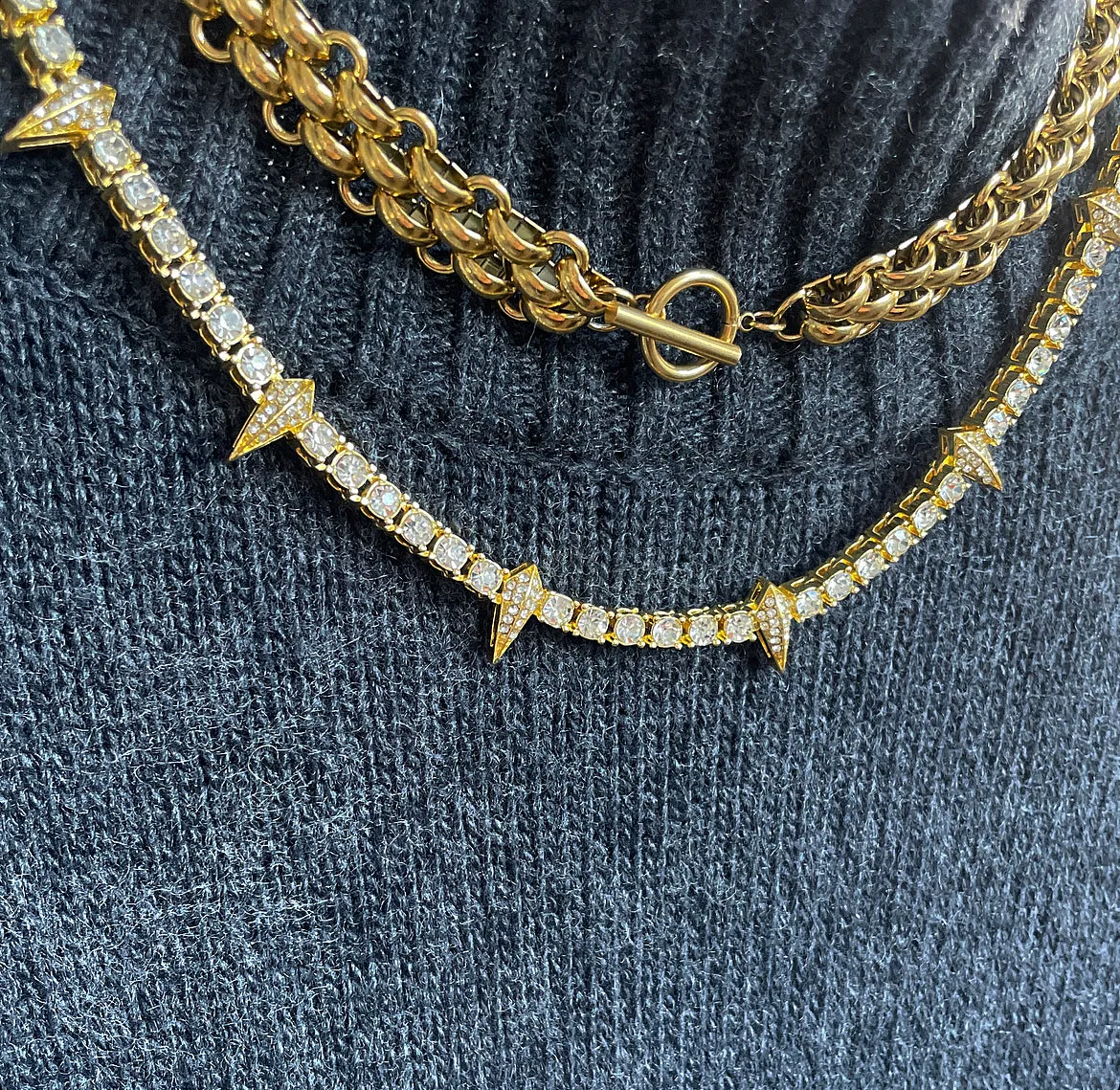 Golden Links T-Bar Necklace