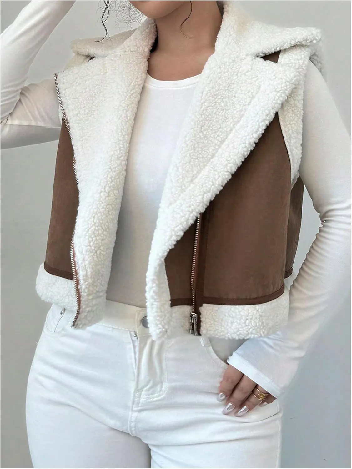 GORGLITTER Women's Fuzzy Vest Outerwear Trendy Fall Fleece Sherpa Vest Sleeveless Old Money Coat Vests
