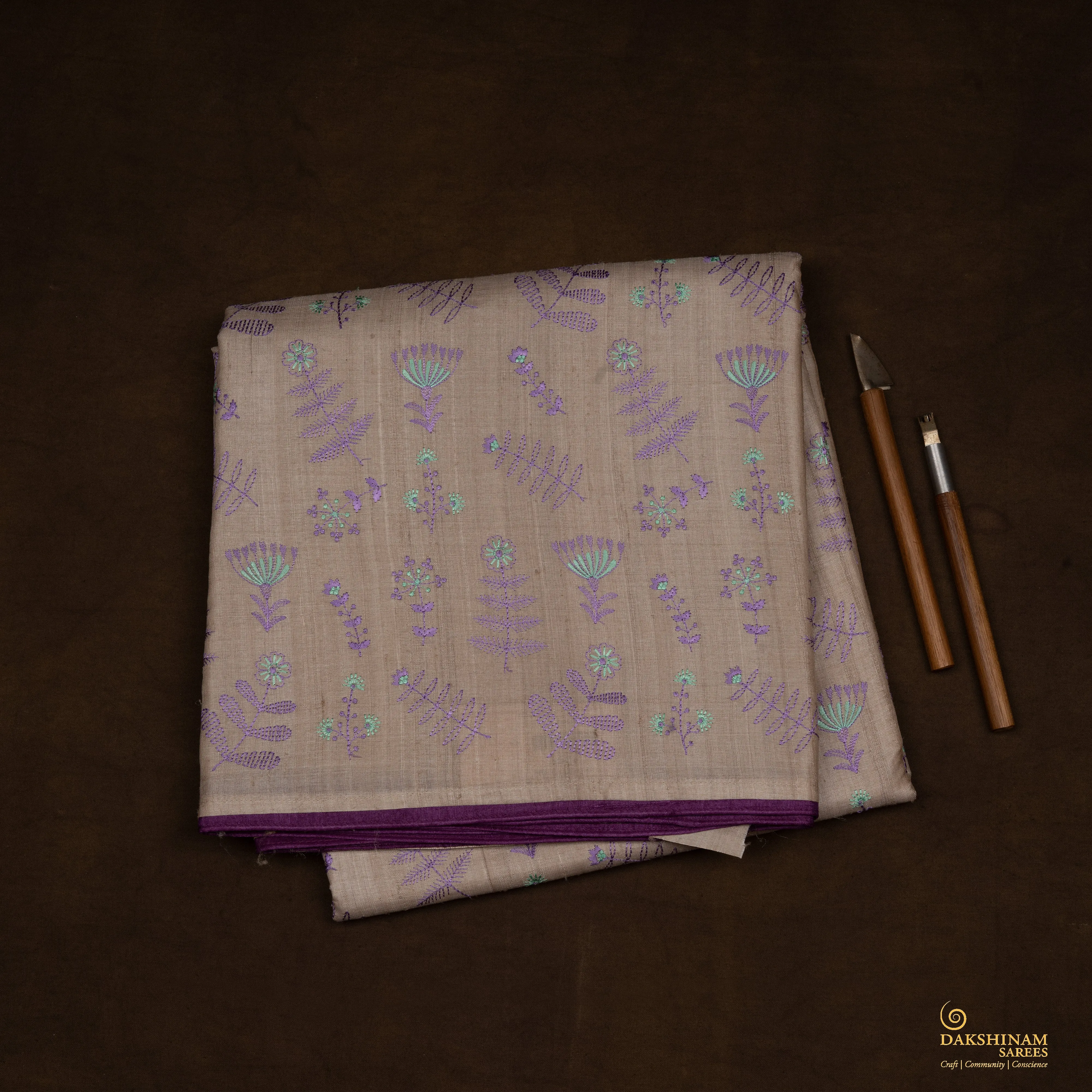 Handwoven Cream Tussar Silk Saree - 2574N030047DSC