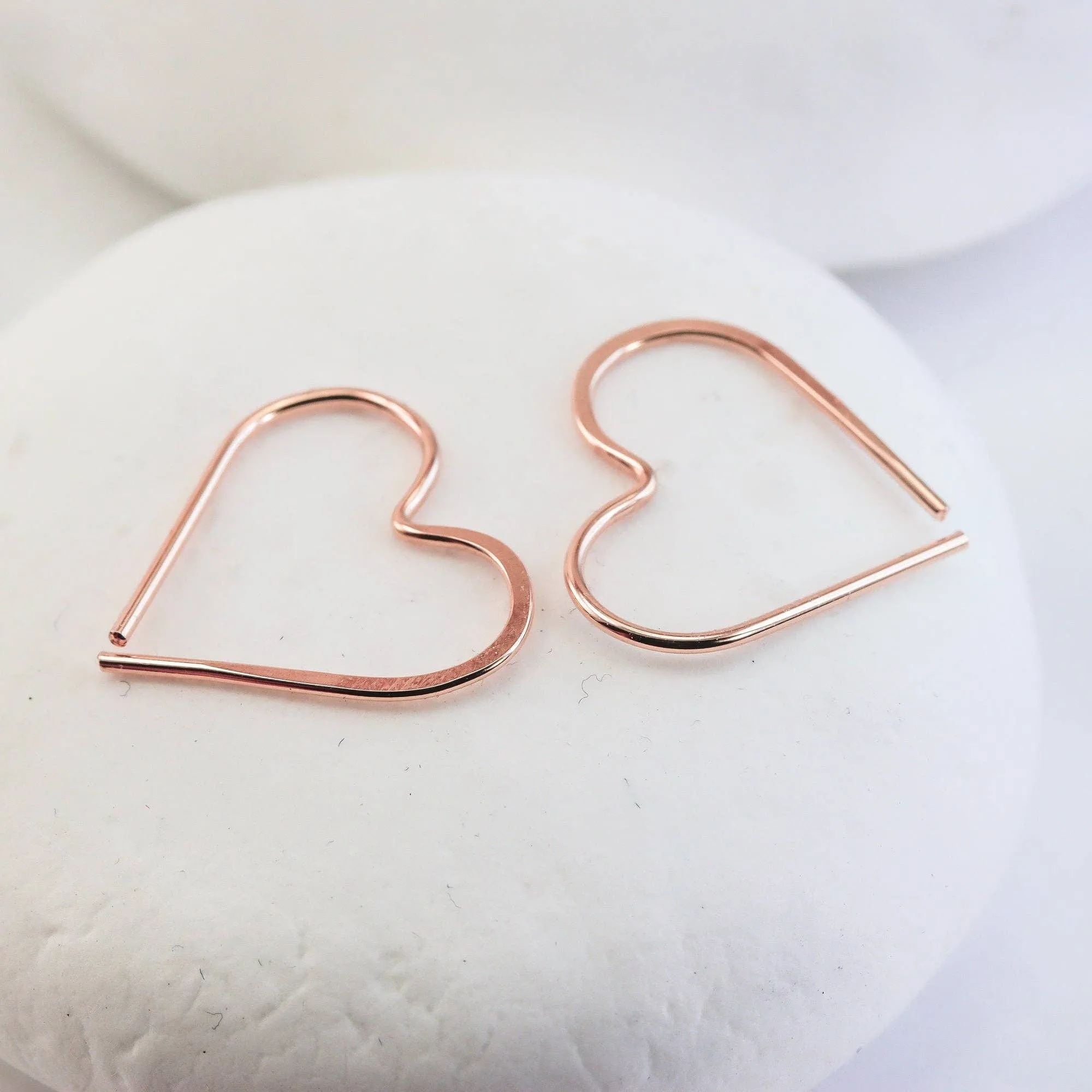 Huggie Heart Hoops: Gold
