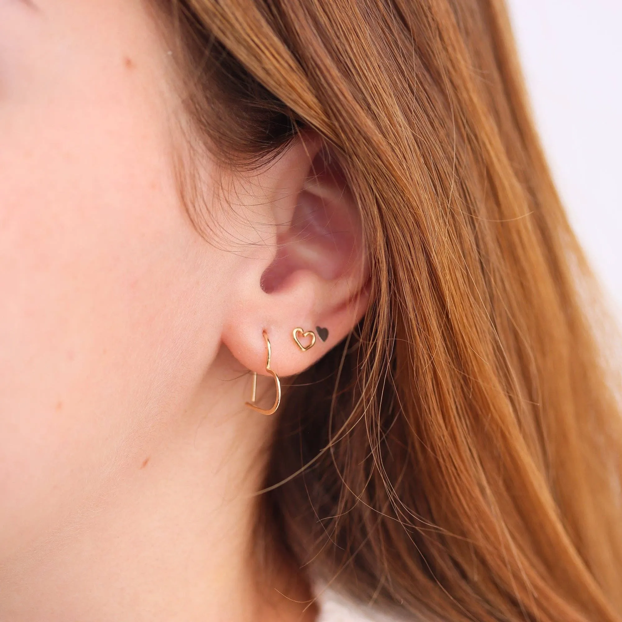 Huggie Heart Hoops: Gold