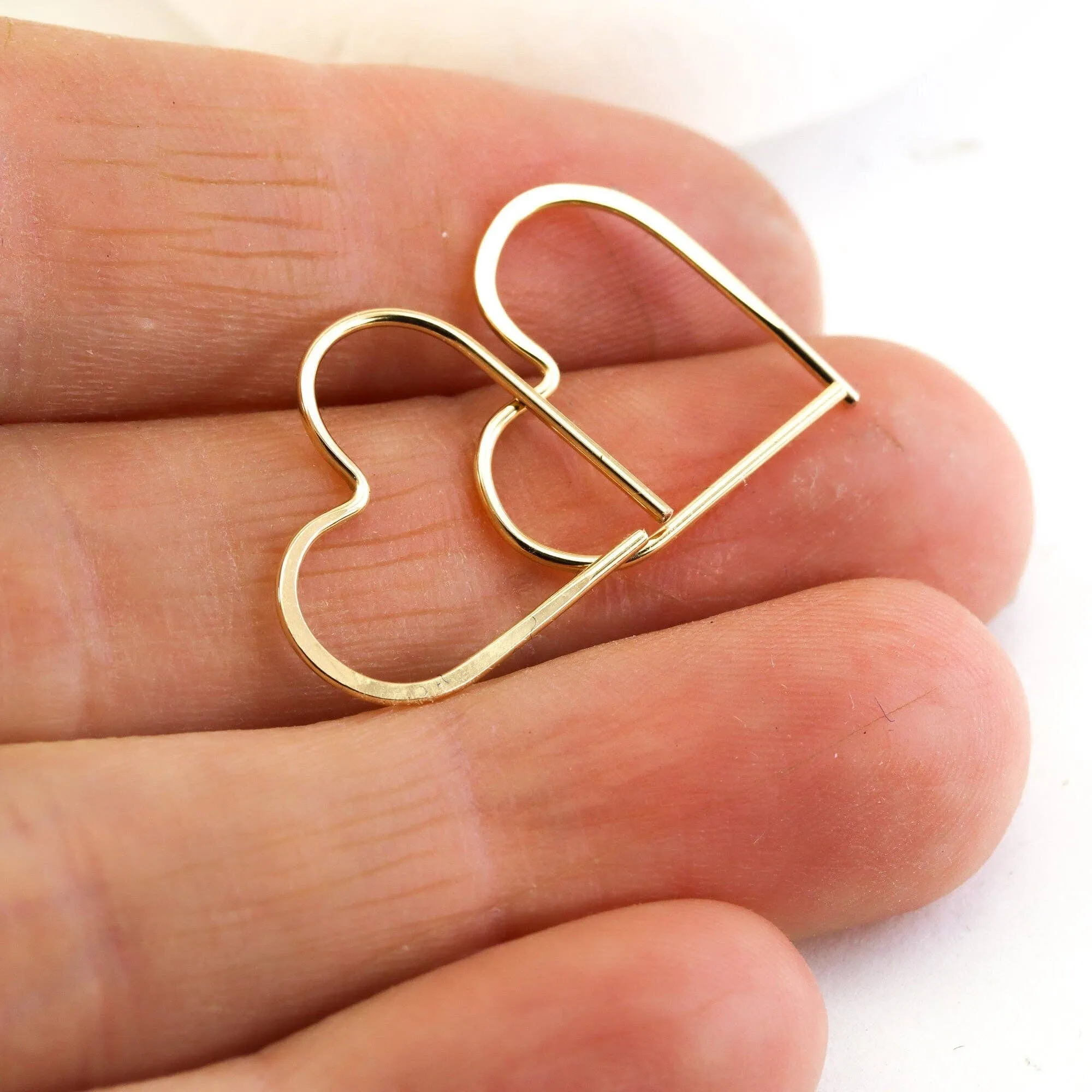 Huggie Heart Hoops: Gold