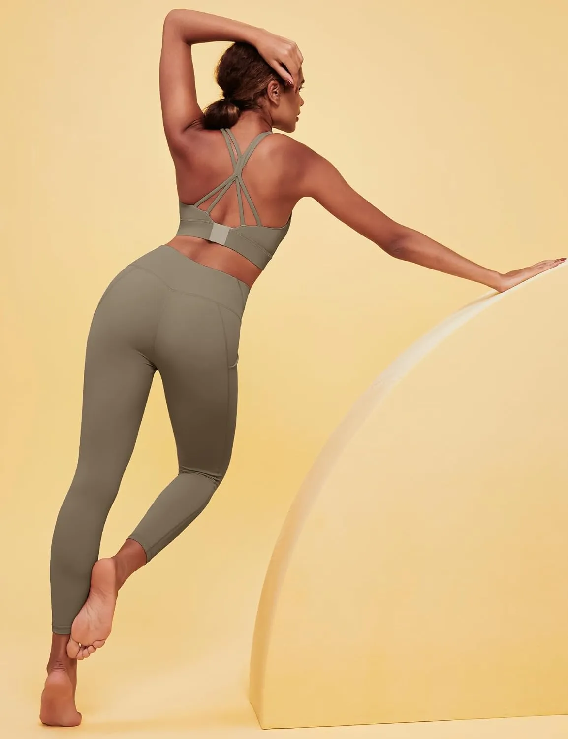 IUGA No Front Seam Leggings with Pockets for Women Buttery Soft Tummy Control Workout Leggings High Waisted Yoga Pants