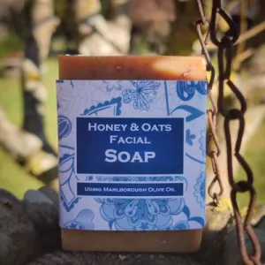 Jeymar Honey & Oats Facial Soap