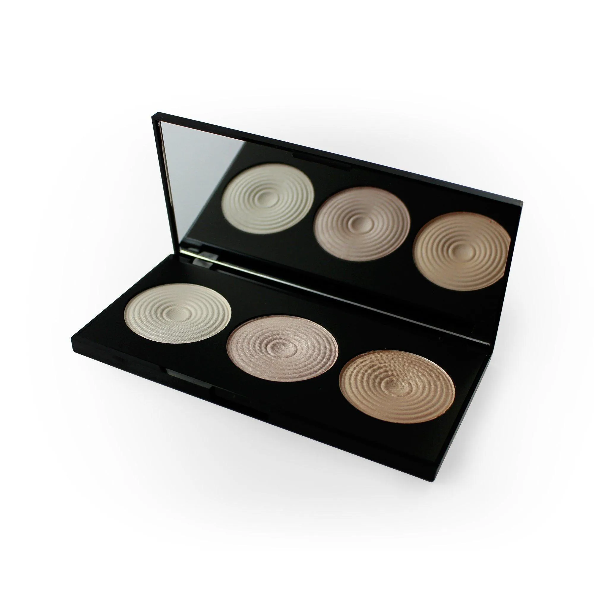 Makeup Revolution Beyond Radiance 3 Radiant Lights Highlighter Palette