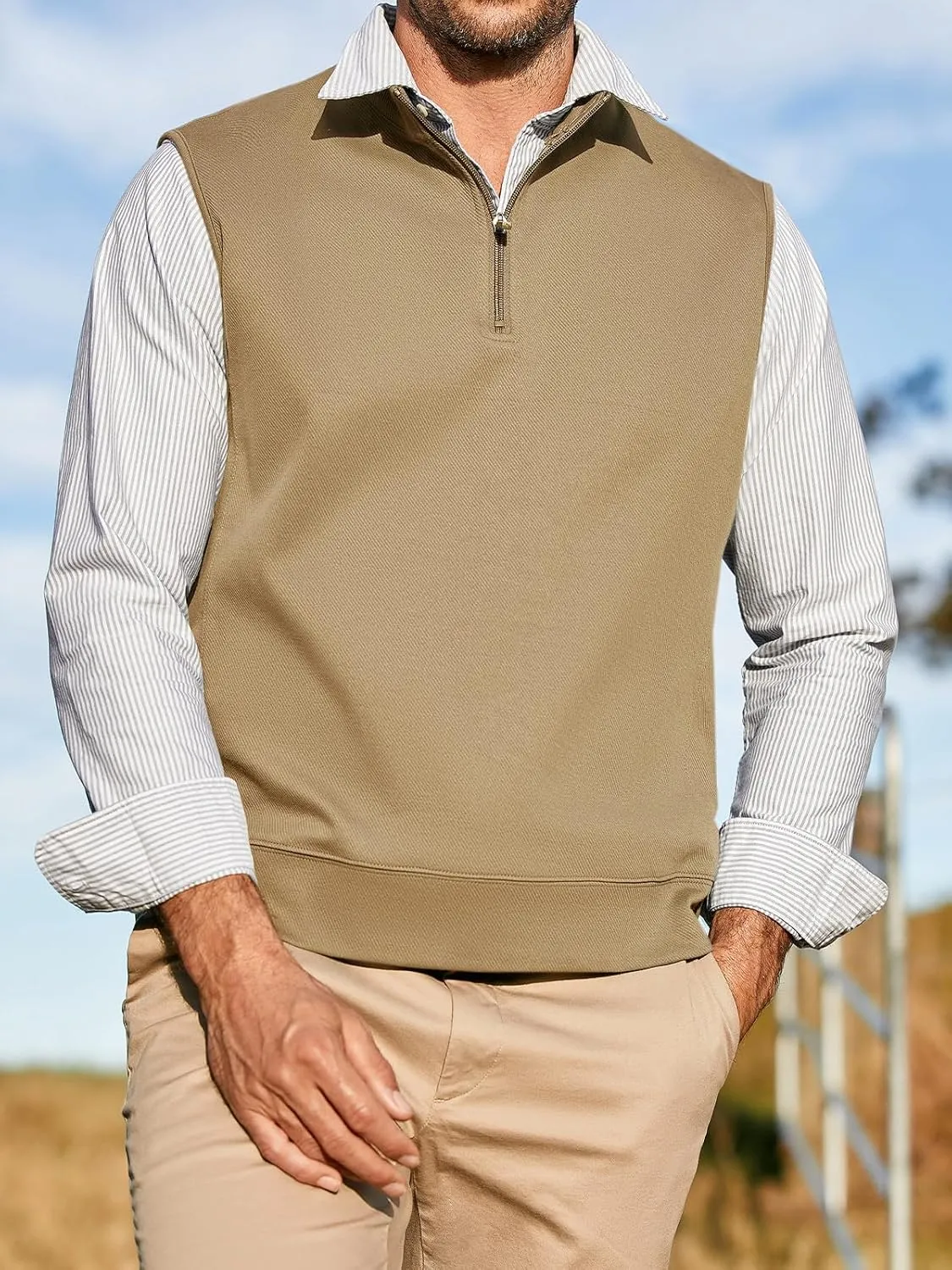 Makkrom Mens Quarter Zip Sleeveless Golf Vest Pullover Stand Collar Casual Vests Outerwear