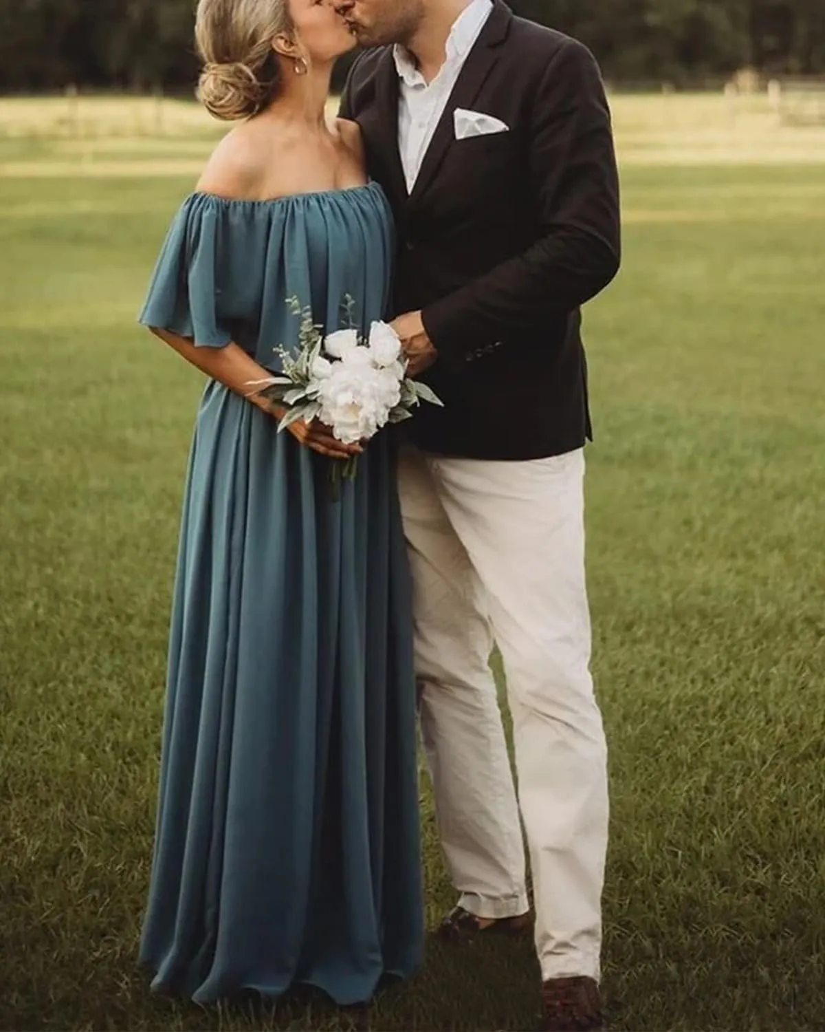 Off The Shoulder Chiffon Bridesmaid Dresses Long A-Line Flowy Formal Party Gowns with Ruffles