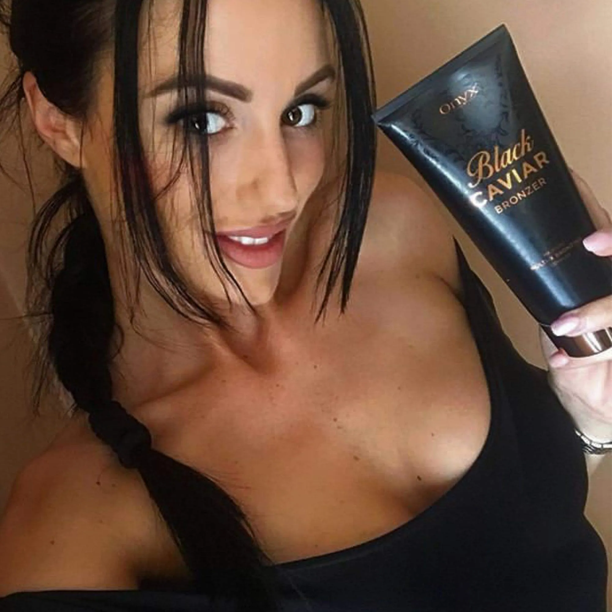 Onyx Black Caviar Dark Tanning Lotion - Black Bronzer & Tan Enhancer - Insanely Dark Tan Results - Tanning Bed Lotion for Men & Women - Tinted Moisturizer for Bronze Skin