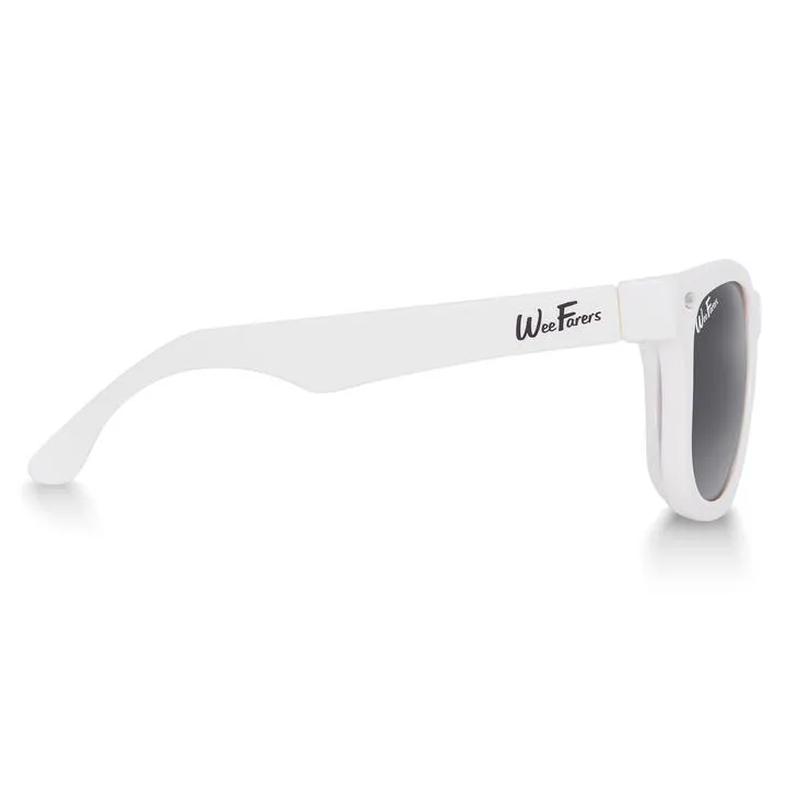 polarized weefarers, white