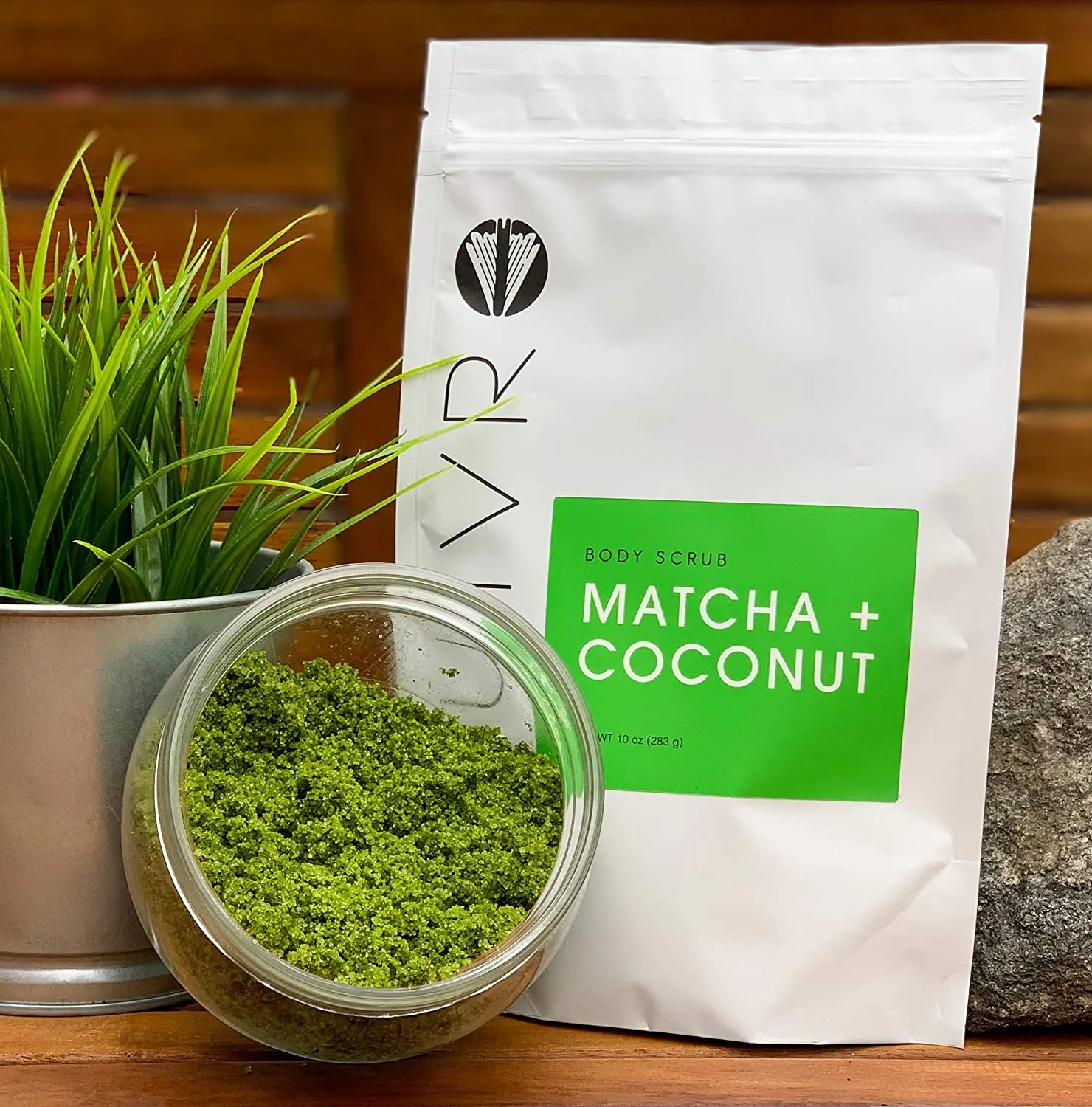 Quivr Matcha and Coconut Body Scrub, 100% natural, 10 oz