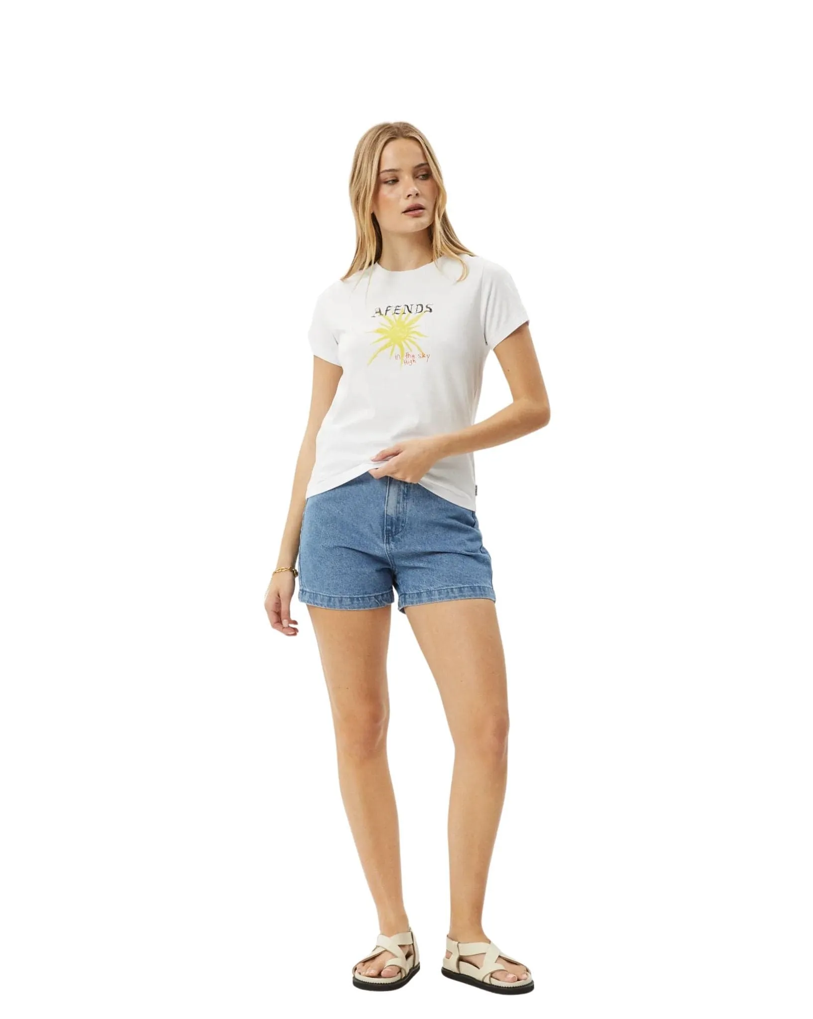 Sky High Regular Tee
