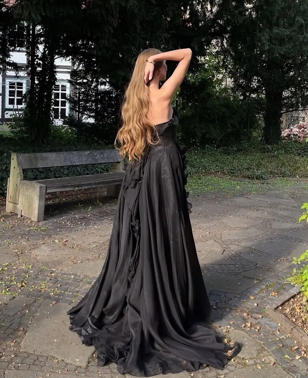 Strapless Prom Dresses for Women 2025 with Slit Long Ball Gown A-Line Ruffles Chiffon Formal Evening Dress