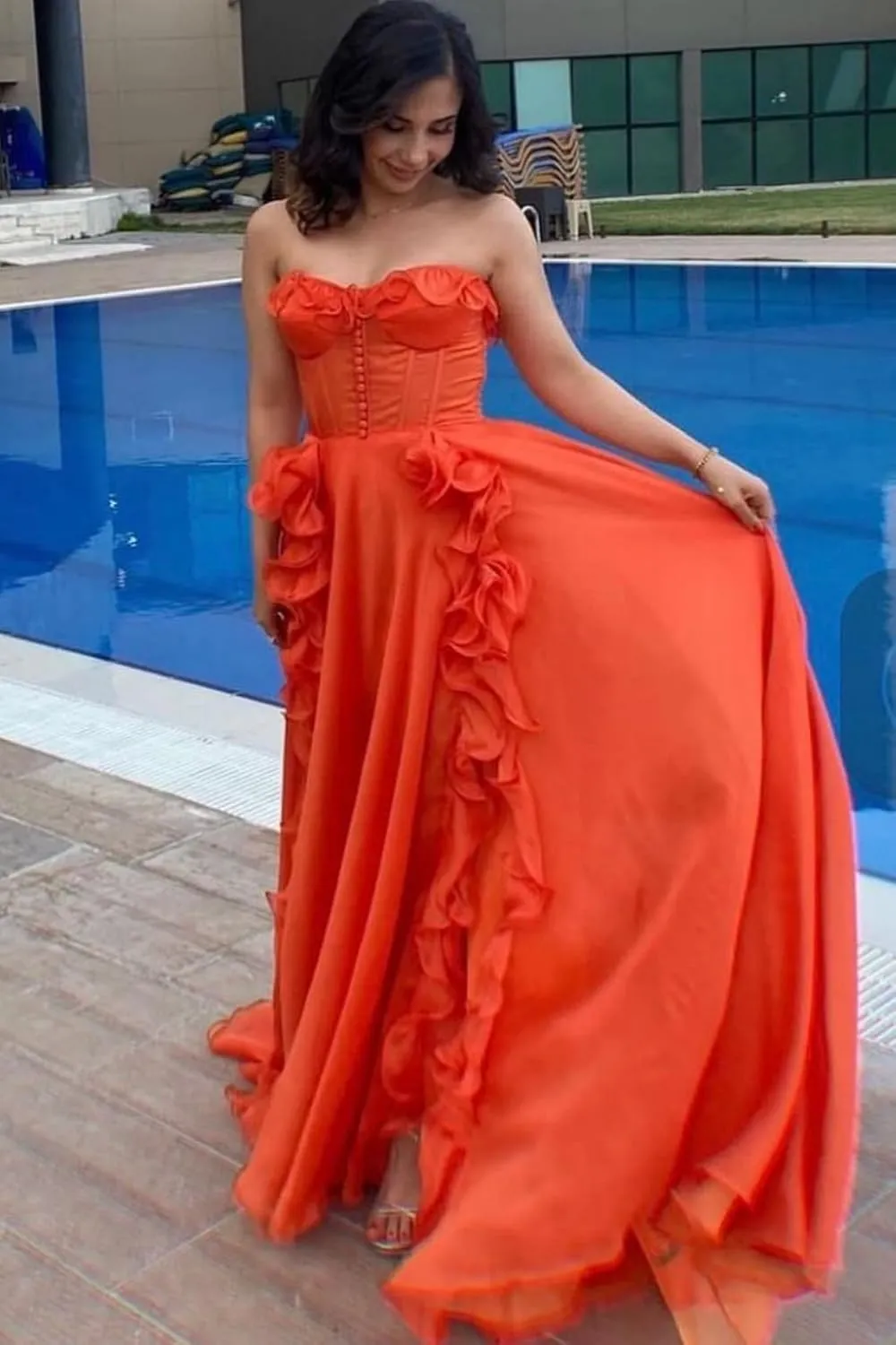 Strapless Prom Dresses for Women 2025 with Slit Long Ball Gown A-Line Ruffles Chiffon Formal Evening Dress