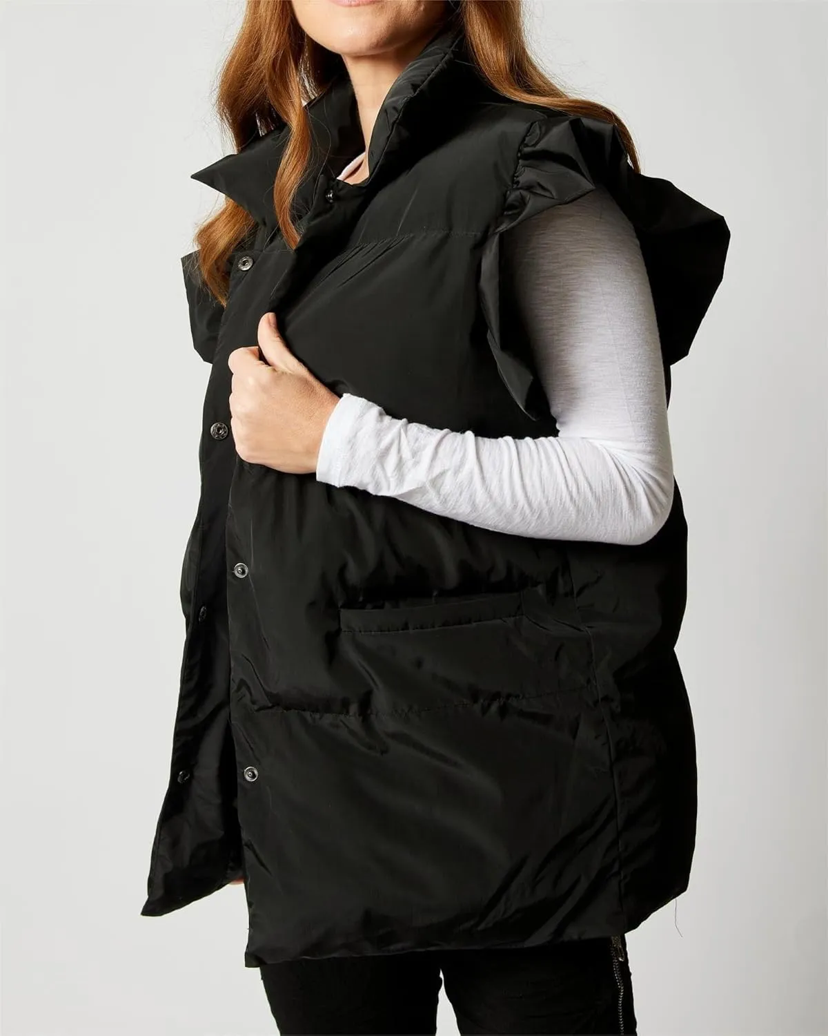 Valphsio Women's Puffer Vests Ruffle Sleeve Winter Button Down Padded Gilet with Pockets