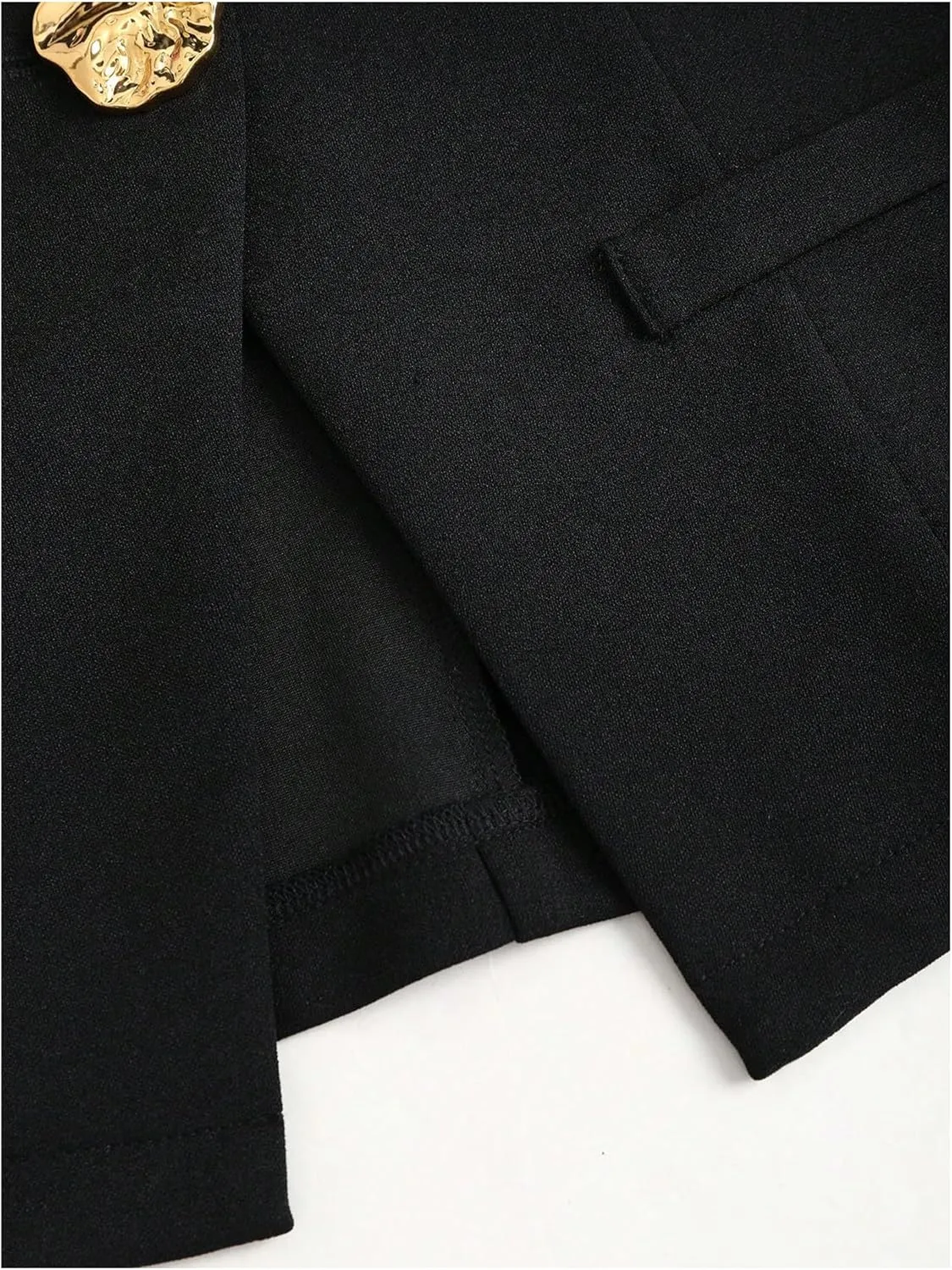 Verdusa Women's Button Down Split Blazer Vests Old Money Crew Neck Fitted Sleeveless Jackets Top