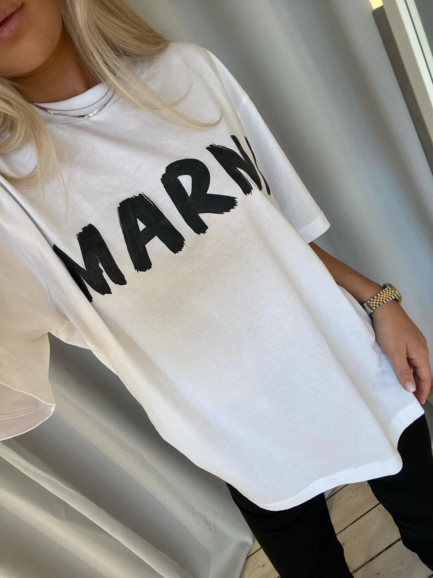 WHITE LOGO T-SHIRT - Lily White