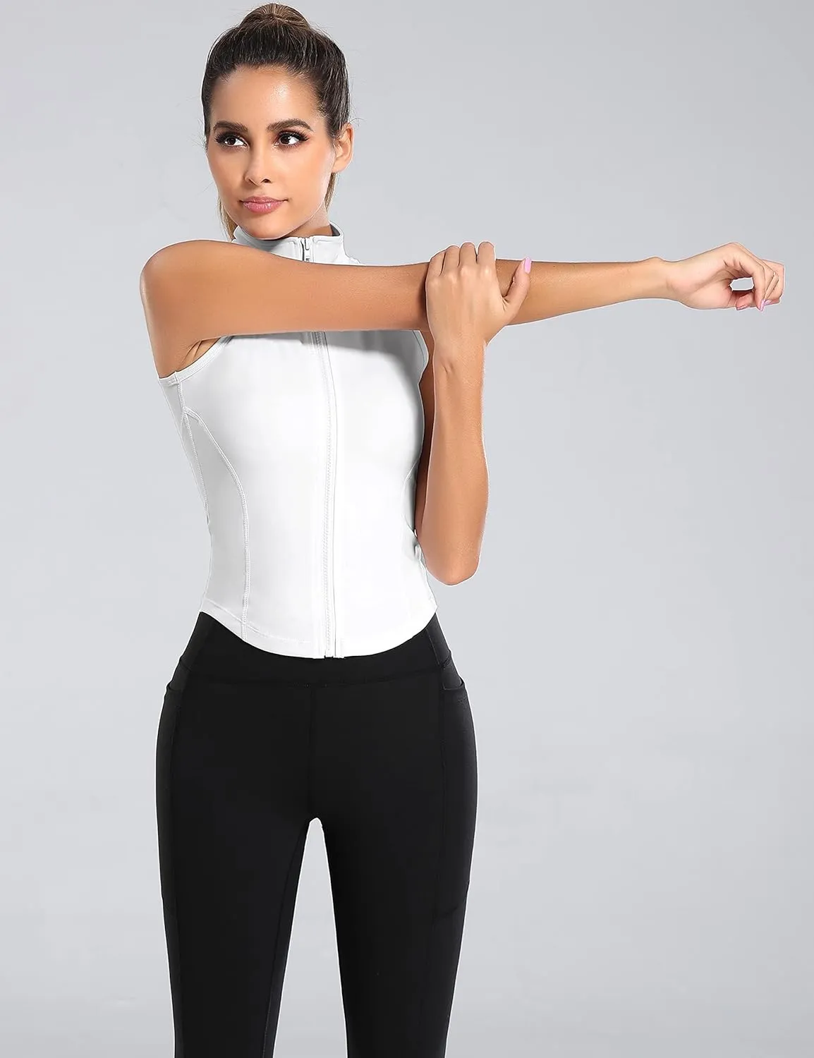 Women Summer Lightweight Cropped Athletic Zip Up Sleeveless Jackets Workout Gym Seamless Vests