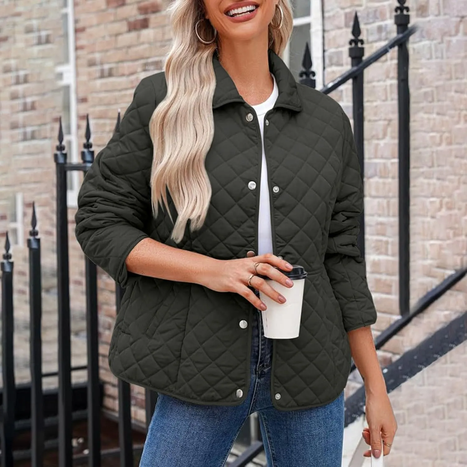 YRAETENM Quilted Jackets for Women Casual Lapel Button down Diamond Puffer Jacket Winter Lightweight Outerwear with Pockets