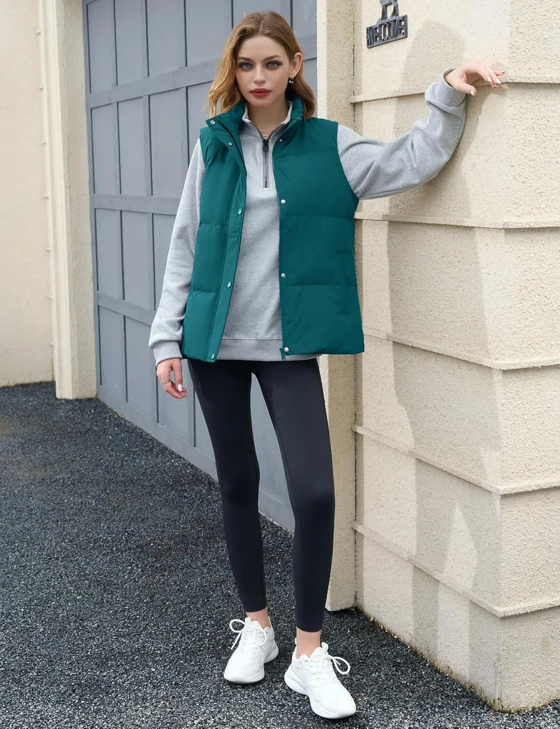 YUCOLEN Down Puffer Vest for Women Lightweight Warm Sleeveless Puffer Jacket 2024 Women Winter Trendy Puffy Vests