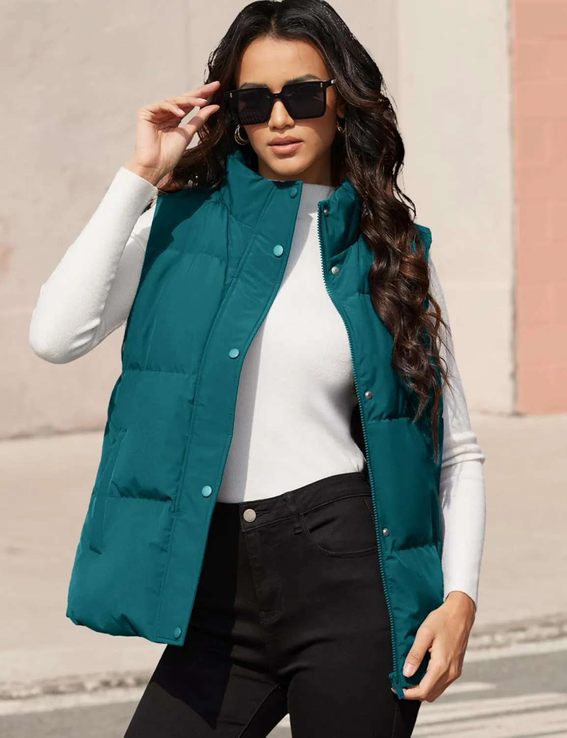 YUCOLEN Down Puffer Vest for Women Lightweight Warm Sleeveless Puffer Jacket 2024 Women Winter Trendy Puffy Vests